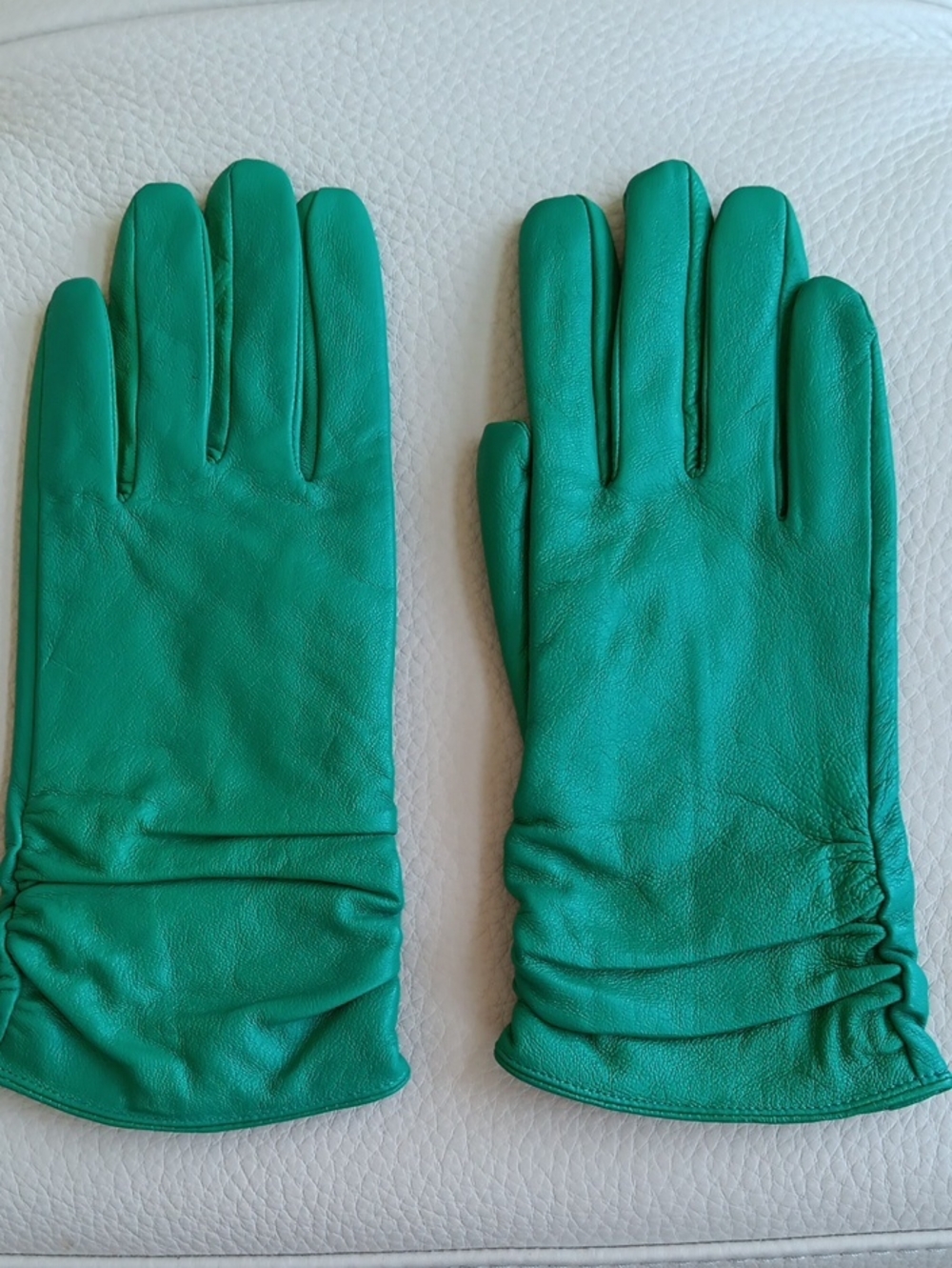 Green Leather Gloves - Size 9